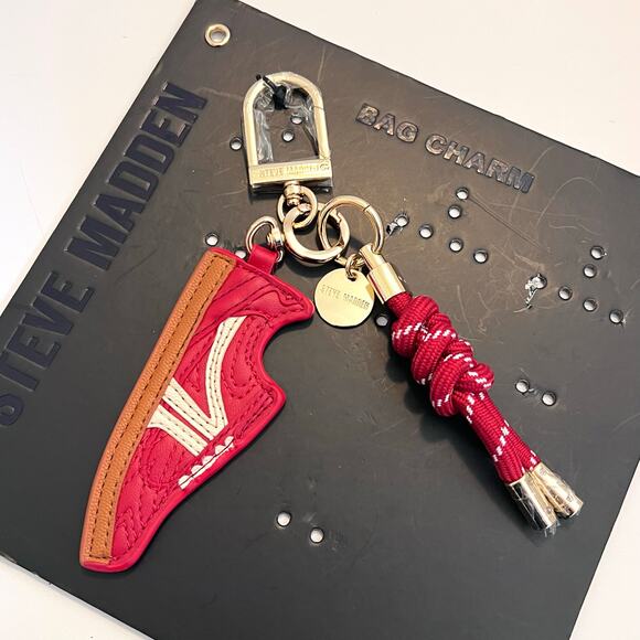 Steve Madden Red Sneaker Rope Tassel Bag Charm Gold Logo Sporty Keychain NEW - Picture 1 of 5